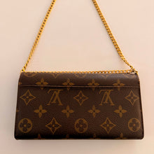 Load image into Gallery viewer, Authentic Louis Vuitton crossbody wallet
