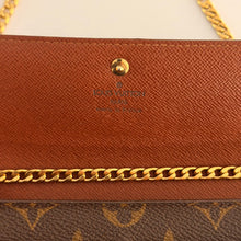 Load image into Gallery viewer, Authentic Louis Vuitton crossbody wallet
