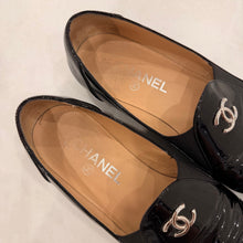 Load image into Gallery viewer, Authentic pre-loved Chanel logo loafers - size 38 - fits like 6.5/ 7
