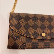 Load image into Gallery viewer, Authentic Louis Vuitton wallet with crossbody chain
