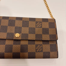 Load image into Gallery viewer, Authentic Louis Vuitton wallet with crossbody chain
