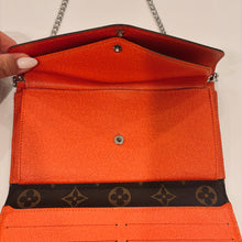 Load image into Gallery viewer, Authentic Louis Vuitton wallet with crossbody chain
