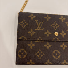 Load image into Gallery viewer, Authentic Louis Vuitton wallet with crossbody chain
