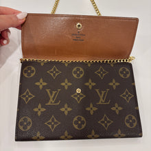 Load image into Gallery viewer, Authentic Louis Vuitton wallet with crossbody chain
