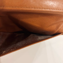 Load image into Gallery viewer, Authentic Louis Vuitton wallet with crossbody chain

