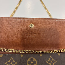 Load image into Gallery viewer, Authentic Louis Vuitton wallet with crossbody chain

