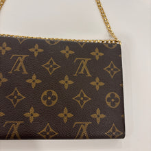 Load image into Gallery viewer, Authentic Louis Vuitton wallet with crossbody chain

