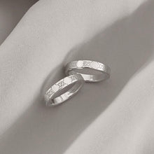 Load image into Gallery viewer, Authentic Gucci logo ring - original - includes original box
