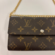 Load image into Gallery viewer, Authentic Louis Vuitton wallet with crossbody chain
