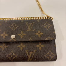 Load image into Gallery viewer, Authentic Louis Vuitton wallet with crossbody chain
