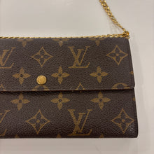 Load image into Gallery viewer, Authentic Louis Vuitton wallet with crossbody chain
