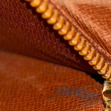Load image into Gallery viewer, Authentic Louis Vuitton wallet with crossbody chain
