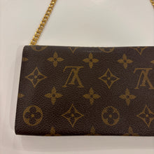 Load image into Gallery viewer, Authentic Louis Vuitton wallet with crossbody chain
