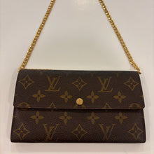 Load image into Gallery viewer, Authentic Louis Vuitton wallet with crossbody chain
