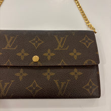 Load image into Gallery viewer, Authentic Louis Vuitton wallet with crossbody chain
