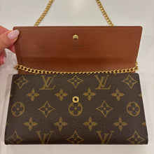 Load image into Gallery viewer, Authentic Louis Vuitton wallet with crossbody chain
