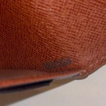 Load image into Gallery viewer, Authentic Louis Vuitton wallet with crossbody chain
