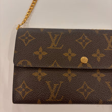 Load image into Gallery viewer, Authentic Louis Vuitton wallet with crossbody chain

