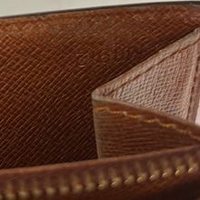 Load image into Gallery viewer, Authentic Louis Vuitton wallet with crossbody chain
