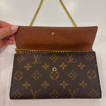 Load image into Gallery viewer, Authentic Louis Vuitton wallet with crossbody chain
