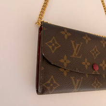 Load image into Gallery viewer, Authentic Louis Vuitton crossbody wallet
