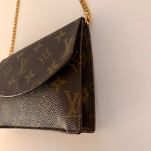 Load image into Gallery viewer, Authentic Louis Vuitton crossbody wallet
