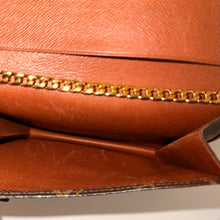 Load image into Gallery viewer, Authentic Louis Vuitton crossbody wallet
