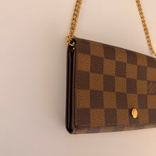Load image into Gallery viewer, Authentic Louis Vuitton crossbody wallet
