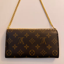 Load image into Gallery viewer, Authentic Louis Vuitton crossbody wallet
