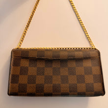 Load image into Gallery viewer, Authentic Louis Vuitton crossbody wallet
