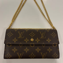Load image into Gallery viewer, Authentic Louis Vuitton crossbody wallet - with shoulder chain
