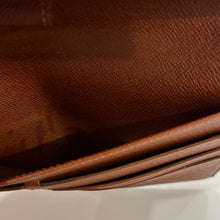 Load image into Gallery viewer, Authentic Louis Vuitton crossbody wallet - with shoulder chain
