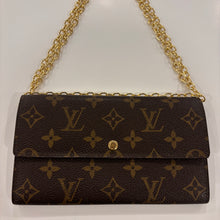 Load image into Gallery viewer, Authentic Louis Vuitton crossbody wallet - with shoulder chain
