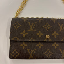 Load image into Gallery viewer, Authentic Louis Vuitton crossbody wallet - with shoulder chain
