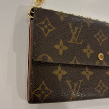 Load image into Gallery viewer, Authentic Louis Vuitton crossbody wallet - with shoulder chain
