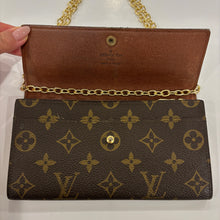 Load image into Gallery viewer, Authentic Louis Vuitton crossbody wallet - with shoulder chain
