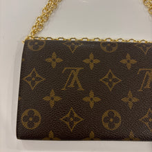 Load image into Gallery viewer, Authentic Louis Vuitton crossbody wallet - with shoulder chain
