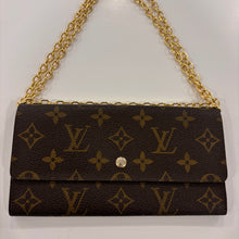 Load image into Gallery viewer, Authentic Louis Vuitton crossbody wallet - with shoulder chain
