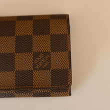 Load image into Gallery viewer, Authentic pre loved Louis Vuitton card holder
