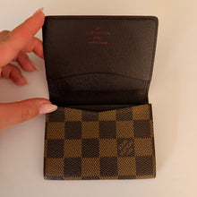 Load image into Gallery viewer, Authentic pre loved Louis Vuitton card holder
