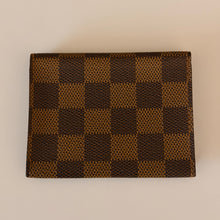 Load image into Gallery viewer, Authentic pre loved Louis Vuitton card holder
