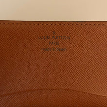 Load image into Gallery viewer, Authentic pre loved Louis Vuitton card holder

