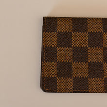 Load image into Gallery viewer, Authentic pre loved Louis Vuitton card holder
