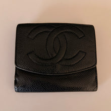 Load image into Gallery viewer, Authentic pre loved Chanel wallet
