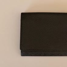 Load image into Gallery viewer, Authentic pre loved Louis Vuitton card holder
