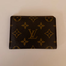 Load image into Gallery viewer, Authentic pre loved Louis Vuitton card holder

