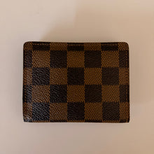 Load image into Gallery viewer, Authentic pre loved Louis Vuitton card holder
