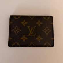 Load image into Gallery viewer, Authentic pre loved Louis Vuitton card holder
