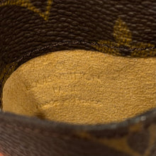 Load image into Gallery viewer, Authentic pre loved Louis Vuitton pouch or sunglass holder
