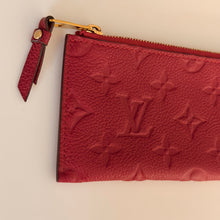 Load image into Gallery viewer, Authentic pre loved Louis Vuitton wallet
